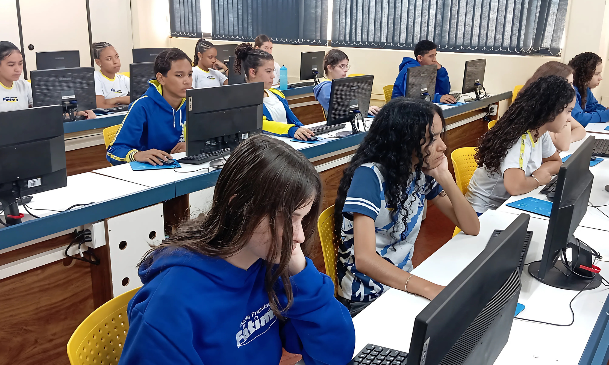 ENSINO MÉDIO DE EXCELÊNCIA: FORMAÇÃO INTEGRAL COM FOCO EM APRENDIZAGENS E RESULTADOS. 